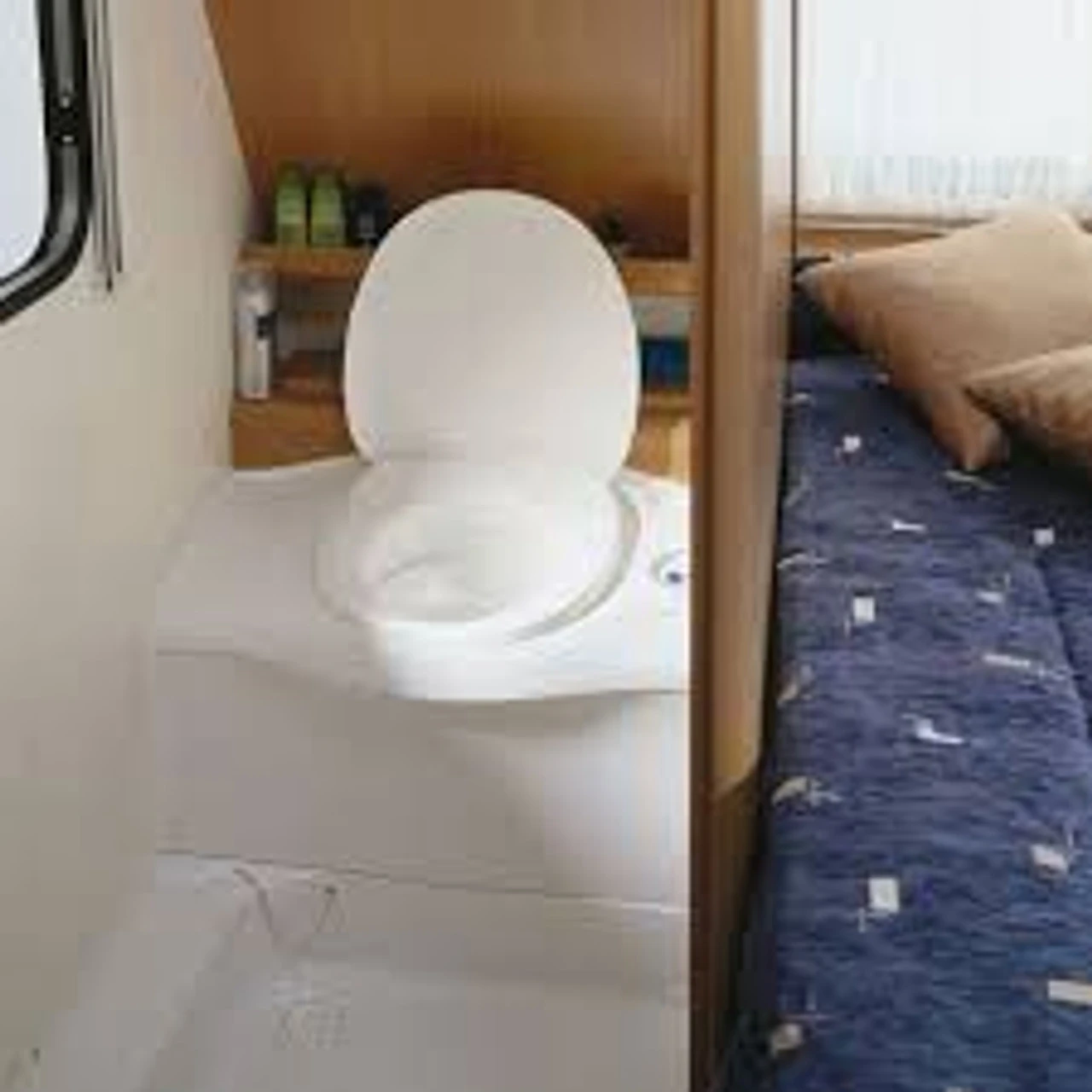Thetford C403 Caravan & Motorhome Cassette Toilet - Image 4